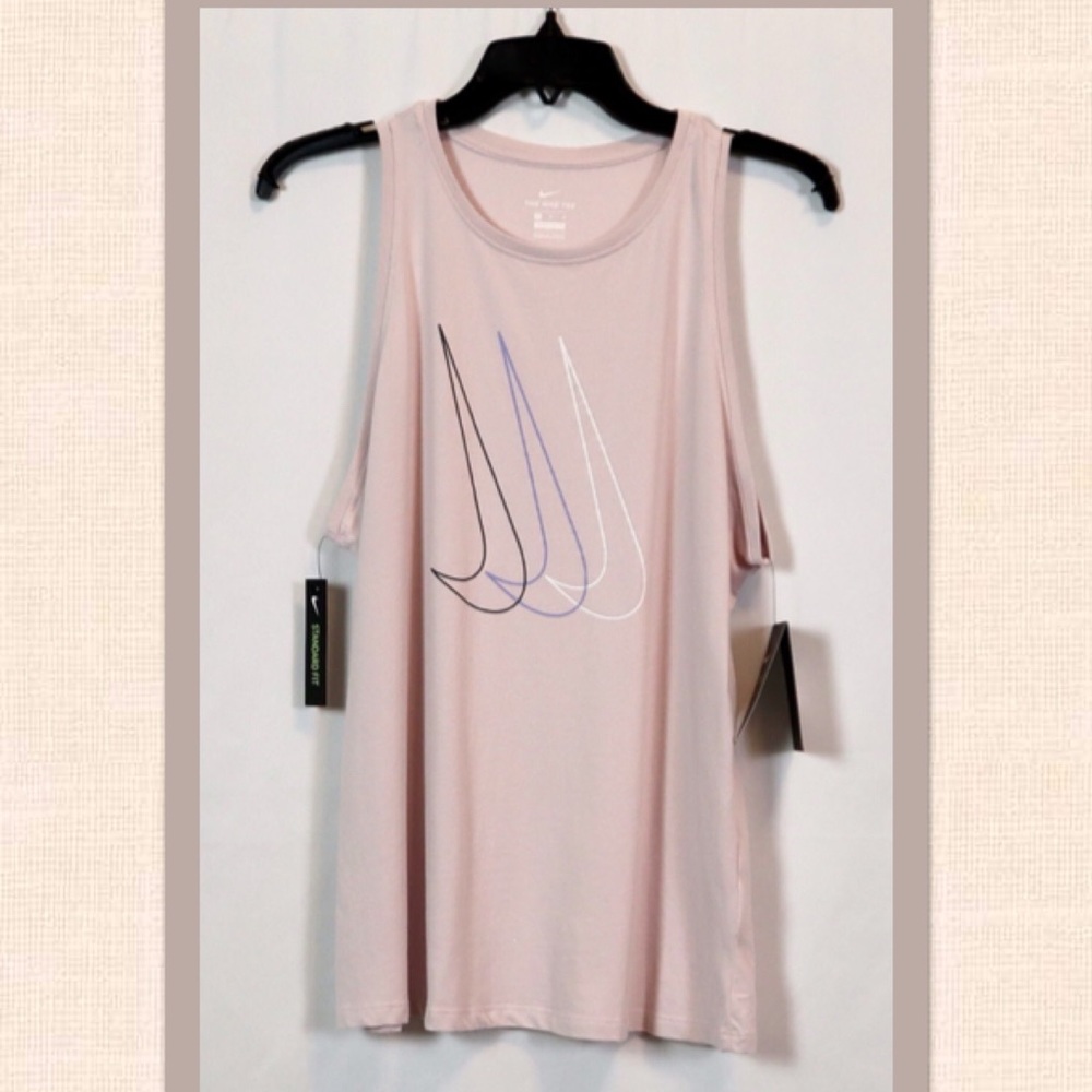 The Nike Tee